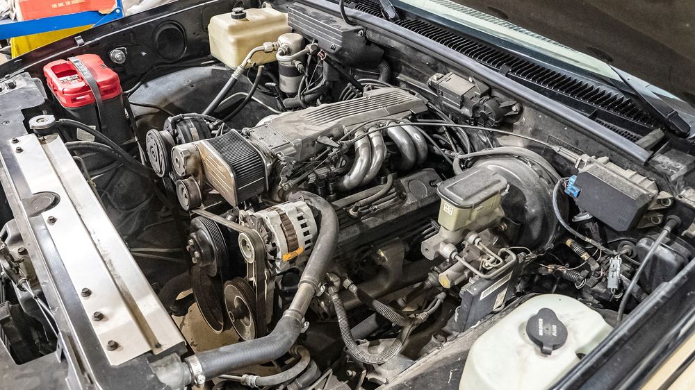 003 1990 Chevrolet Chevy OBS Truck Roadster Shop Build Low Pro Chassis TPI