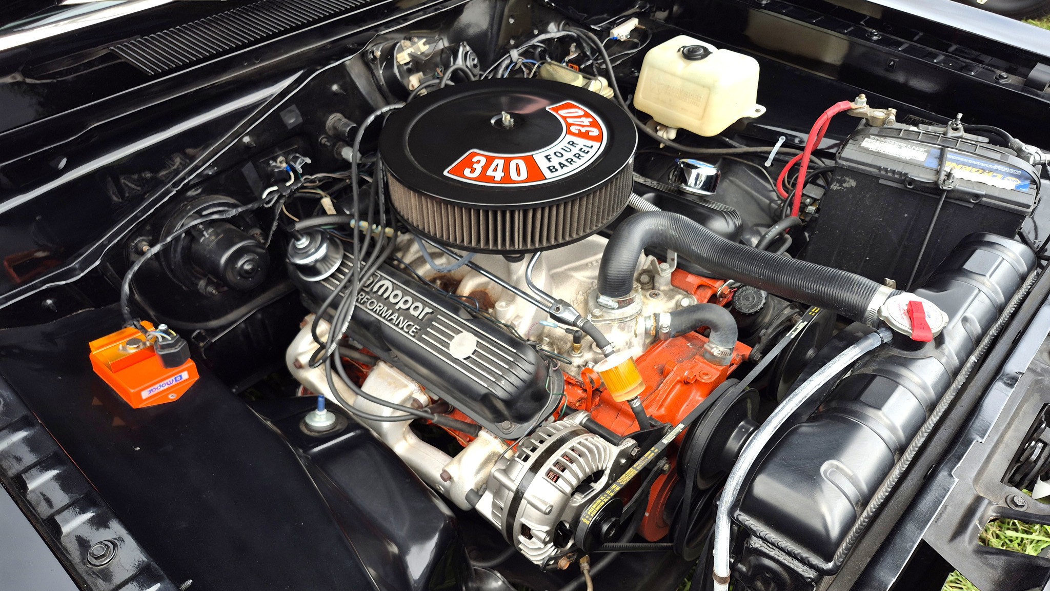 003 340ci la series small block mopar v8 1968 plymouth barracuda