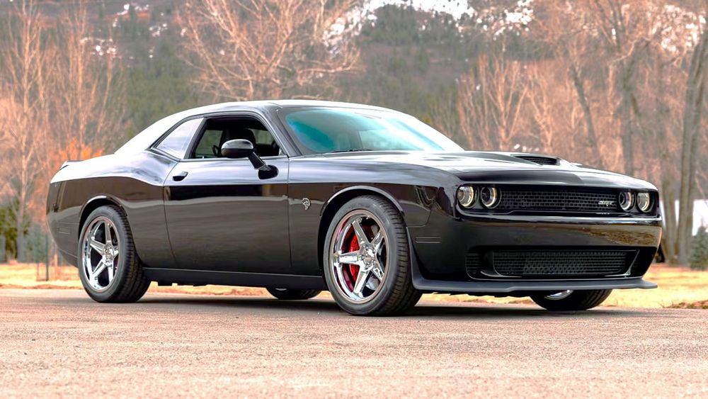 006 2016 dodge challenger srt hellcat black front