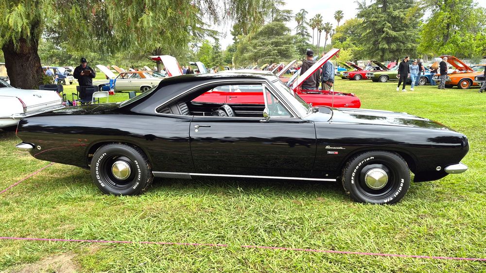 007 1968 plymouth barracuda coupe profile