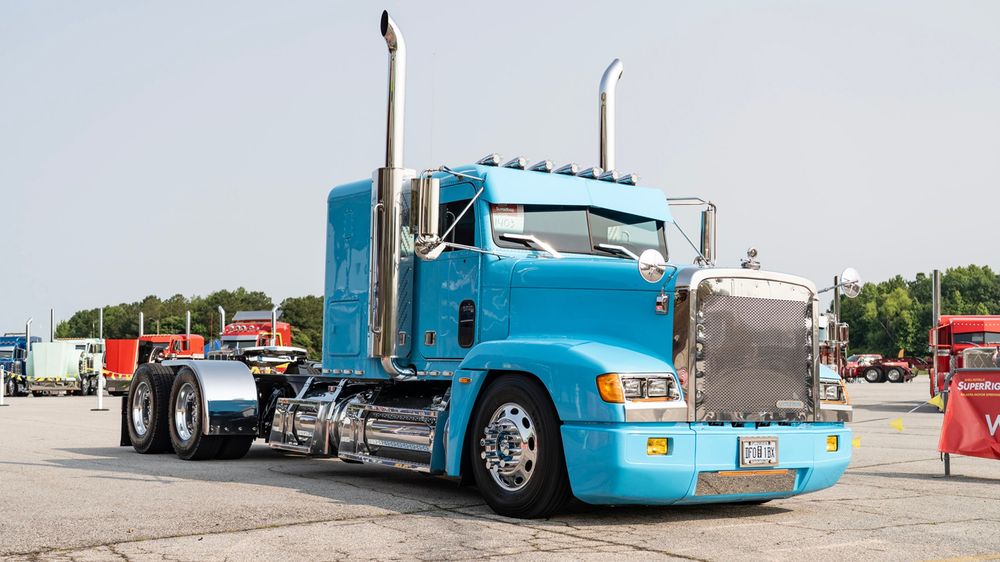 008 2025 shell rotella super rigs big rig truck show atlanta motor speedway bos runner up 1
