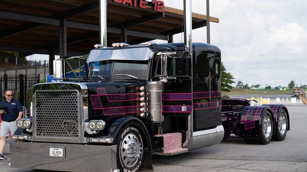 009 2025 shell rotella super rigs big rig truck show atlanta motor speedway bos runner up 2