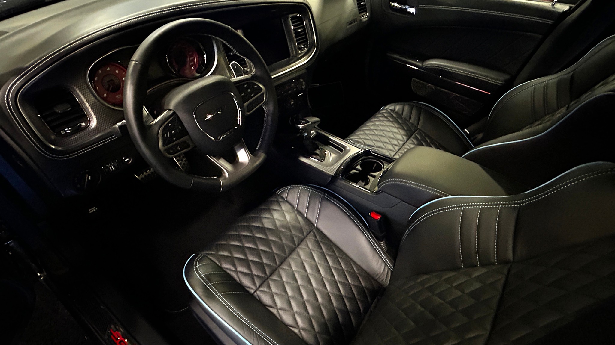 010 high performance expo hpx 2025 pettys garage dodge charger hellcat interior