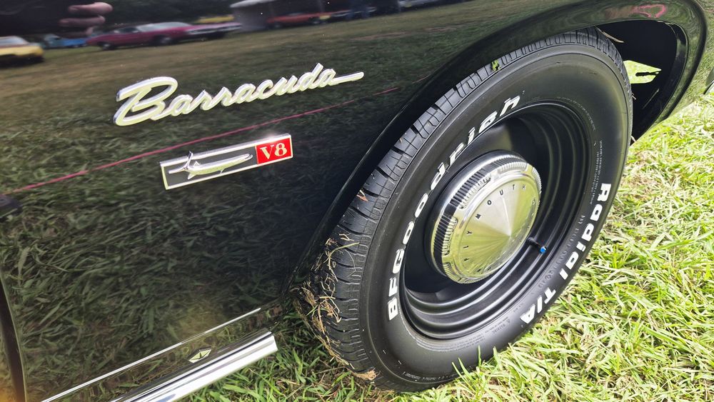 011 1968 plymouth barracuda fender emblems