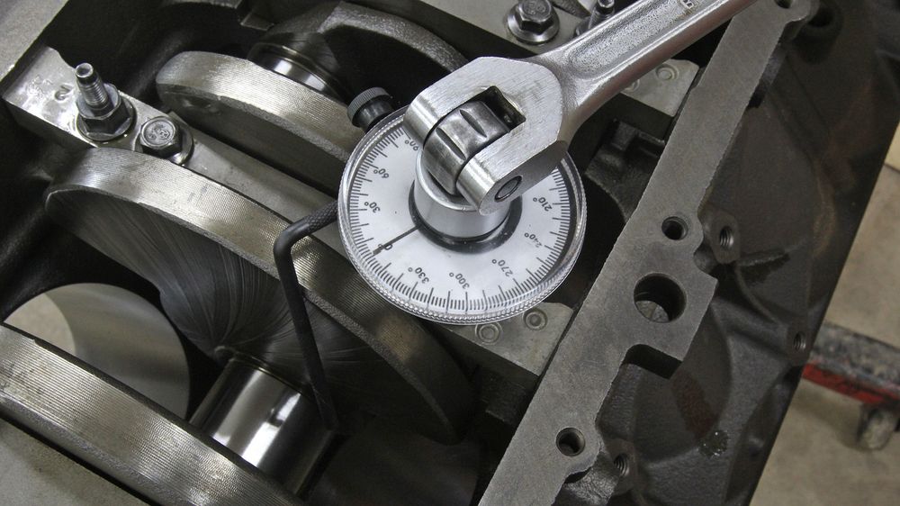 011 top tools for home engine builder